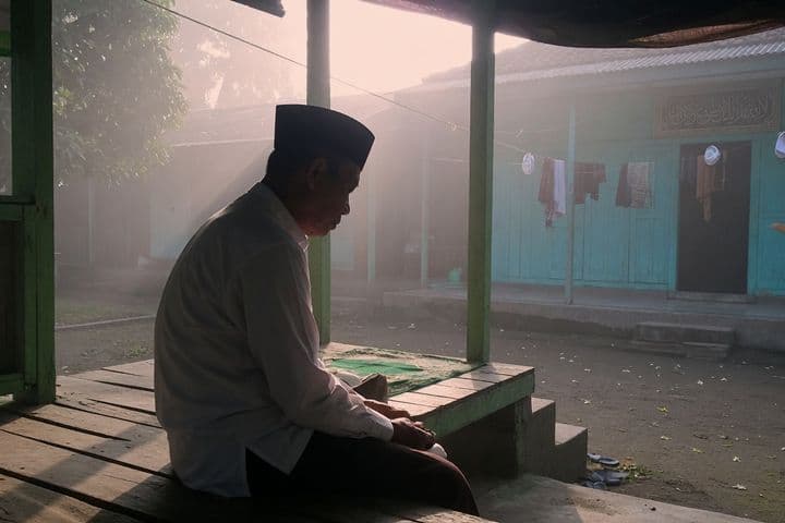 Mengenang Mbah Yai Imron, Pengasuh Sederhana yang Mencetak Banyak Santri